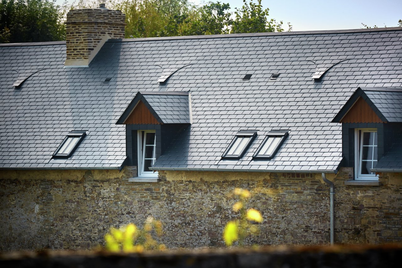 VELUX / Skylight Installation thumbnail 3